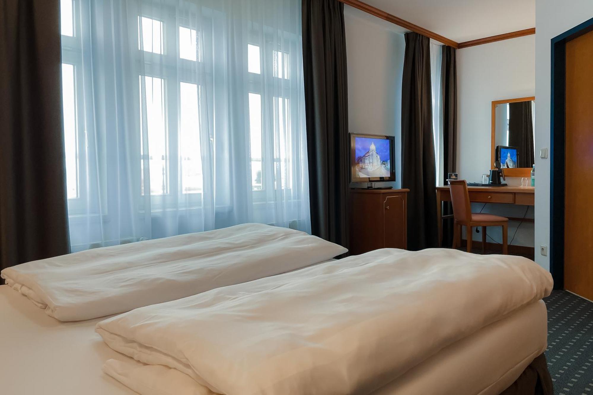 פרייברג Hotel Alekto מראה חיצוני תמונה