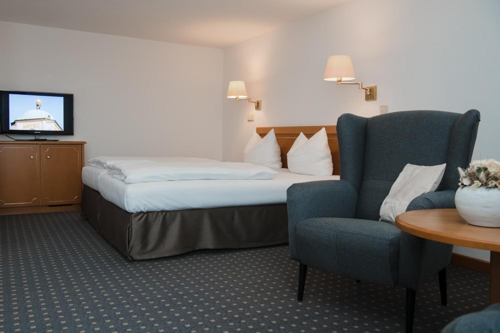 פרייברג Hotel Alekto מראה חיצוני תמונה