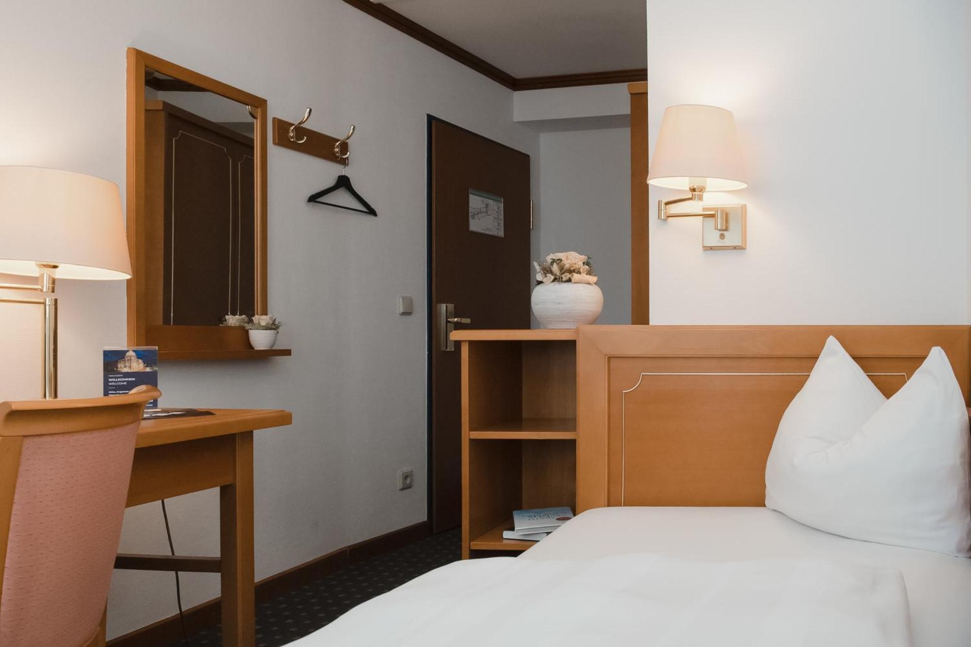 פרייברג Hotel Alekto מראה חיצוני תמונה